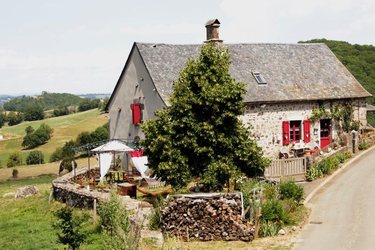 Chez Marraine Vila Sauvat Exterior foto
