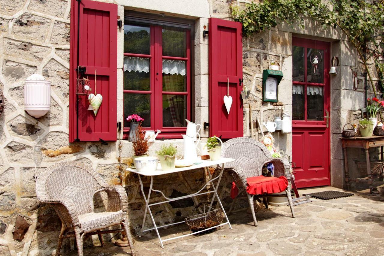Chez Marraine Vila Sauvat Exterior foto
